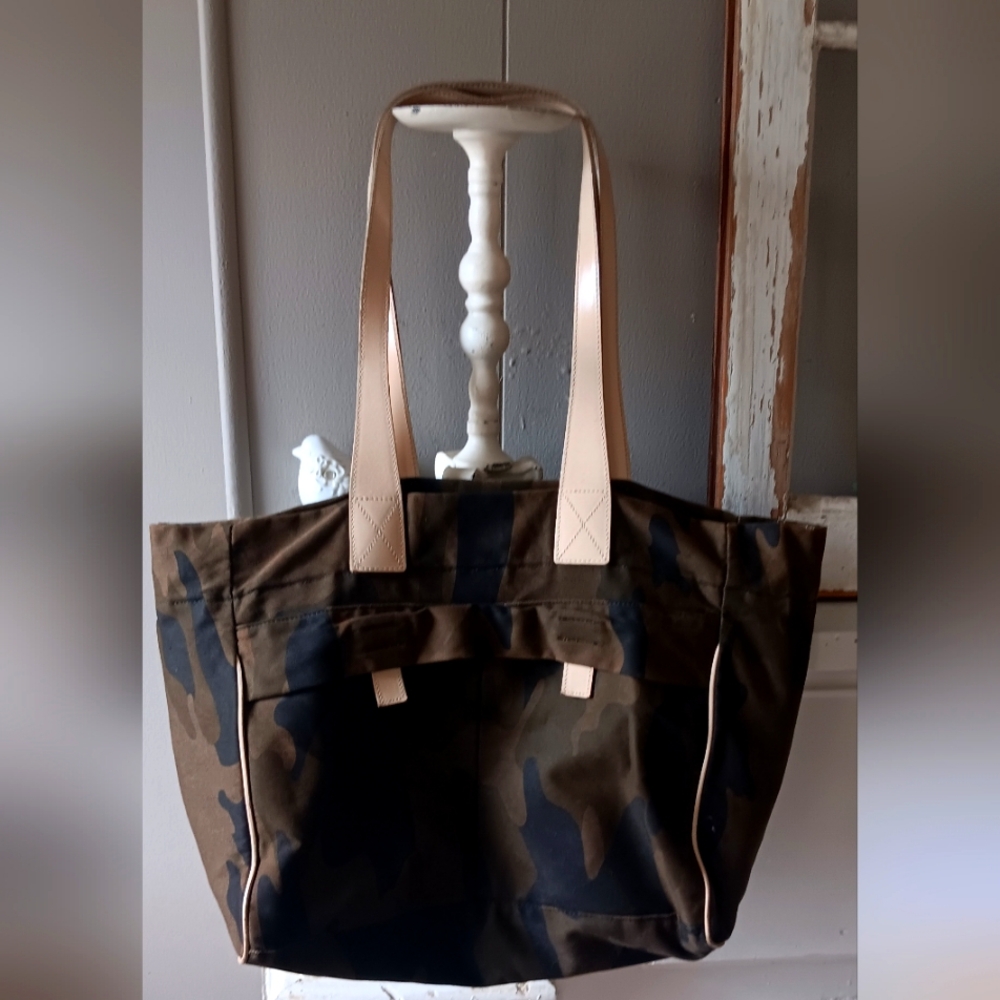 Sold Vintage Furla Large Camouflage Canvas & Leather Tote Bag⚘️